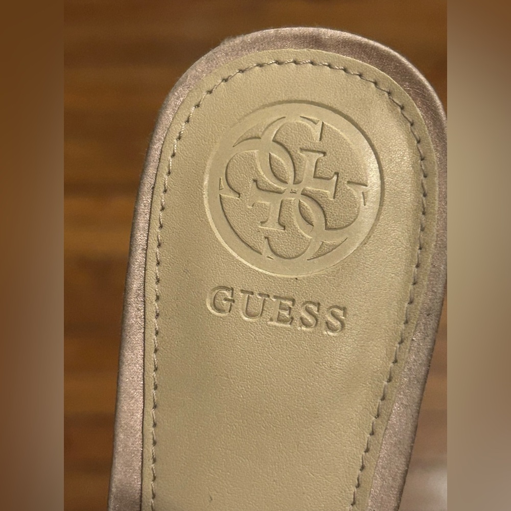 Guess Pink pearl & rhinestone Embellished Mules size 8 - Picture 8 of 12